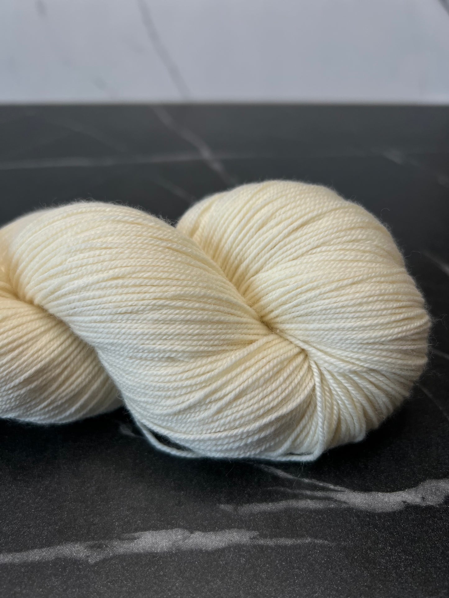 ISEA - Natural (undyed)