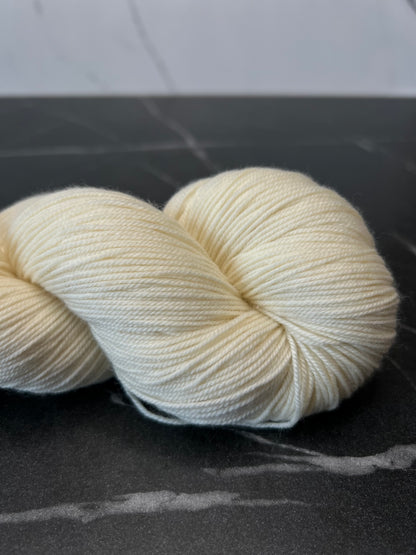 ISEA - Natural (undyed)