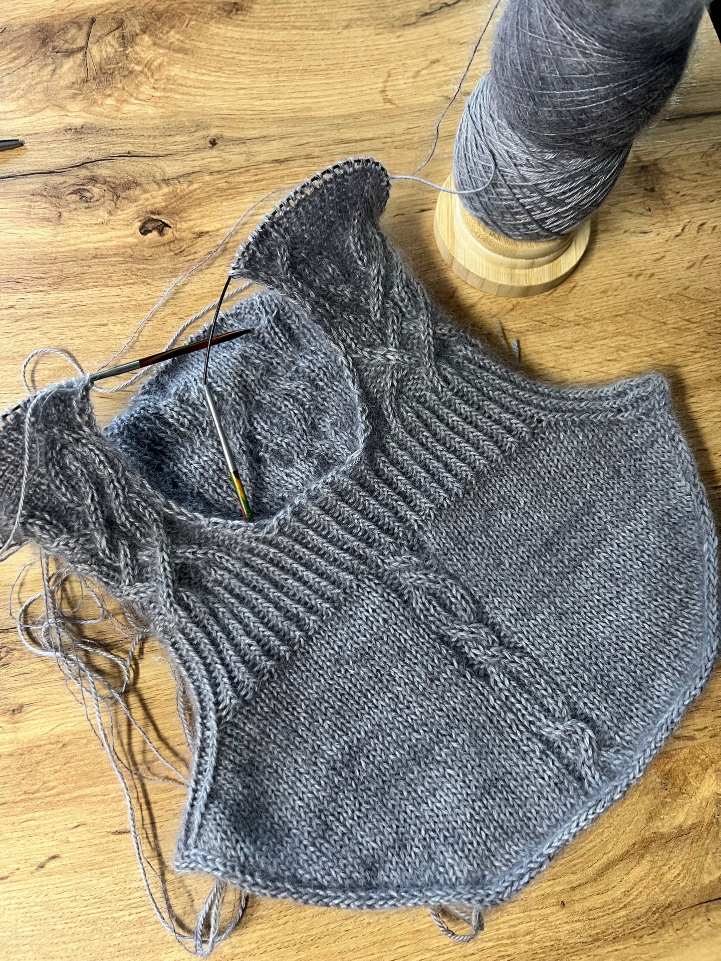STOCKHOLM HOOD PDF Knitting Pattern - hood (seamless)