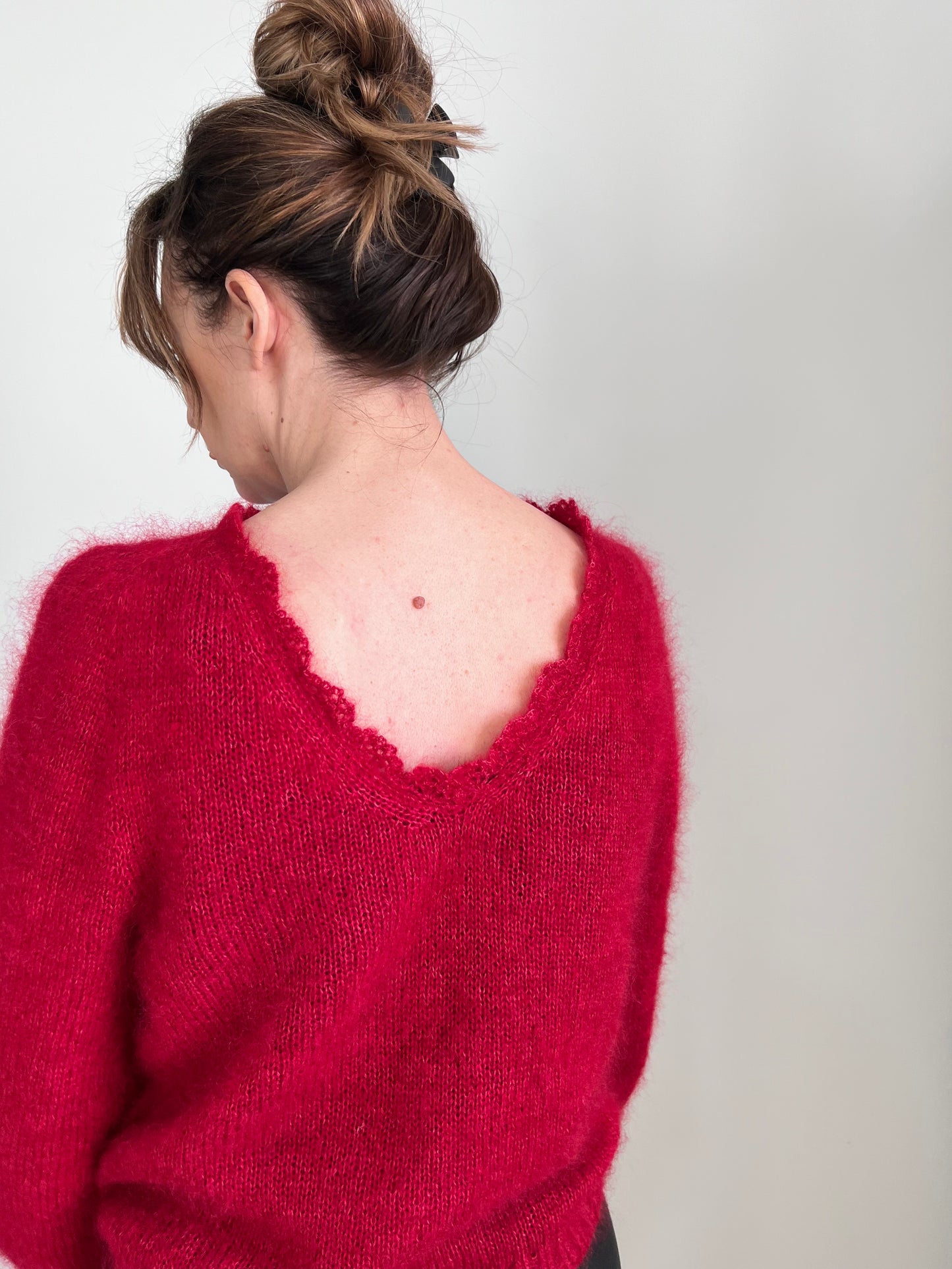 VENISE SWEATER knitting pattern PDF - 2 ways oj knitting available (seamless and with seams)