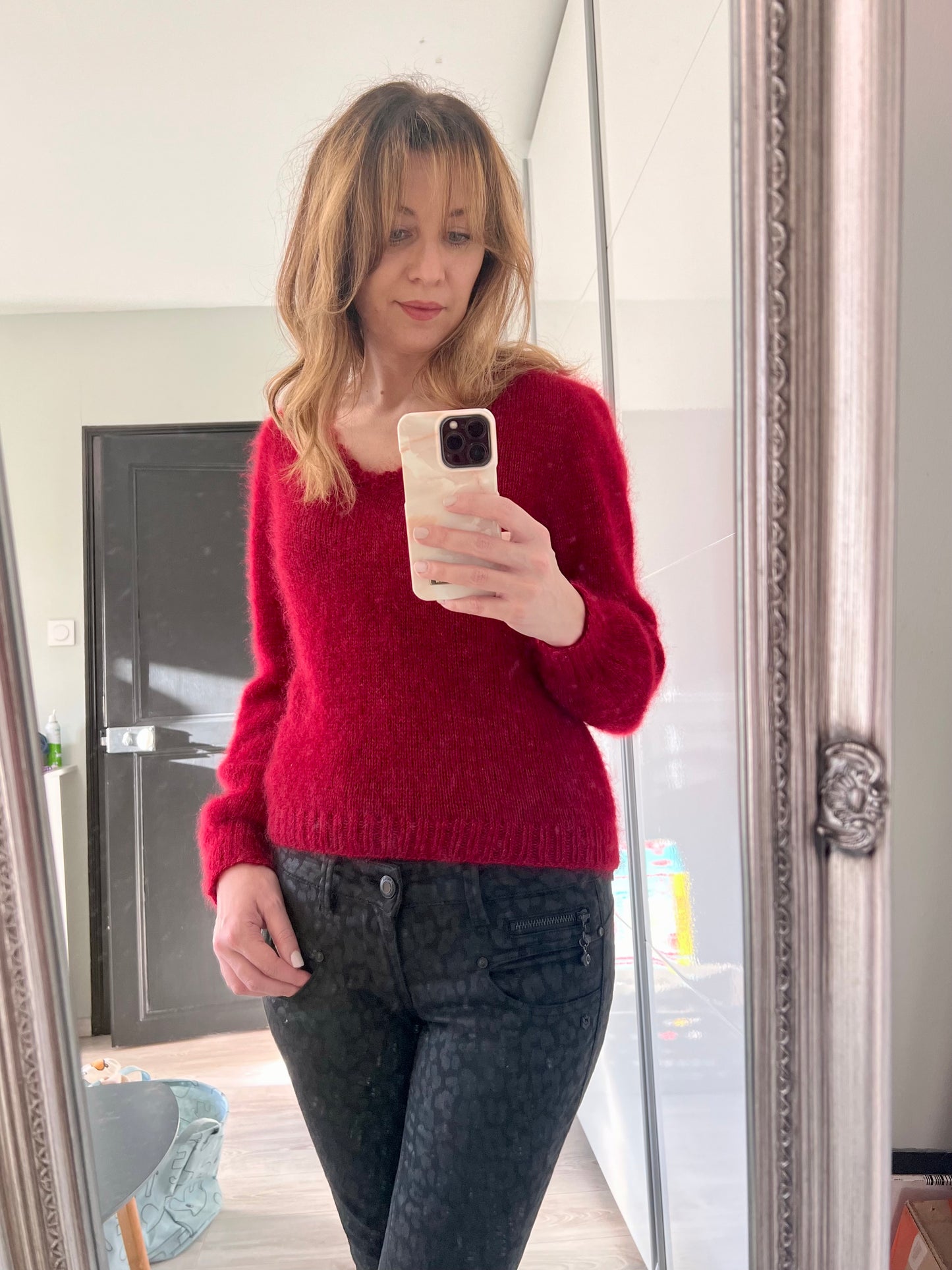 VENISE SWEATER knitting pattern PDF - 2 ways oj knitting available (seamless and with seams)
