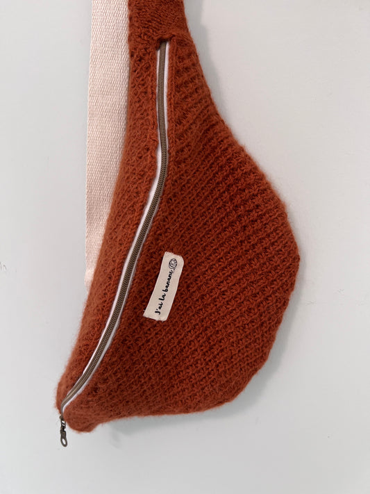 GIGI BANANA customizable shoulder strap bag kit (37 cm x 19 cm) = PDF knitting pattern + lining + wool. Handmade quality